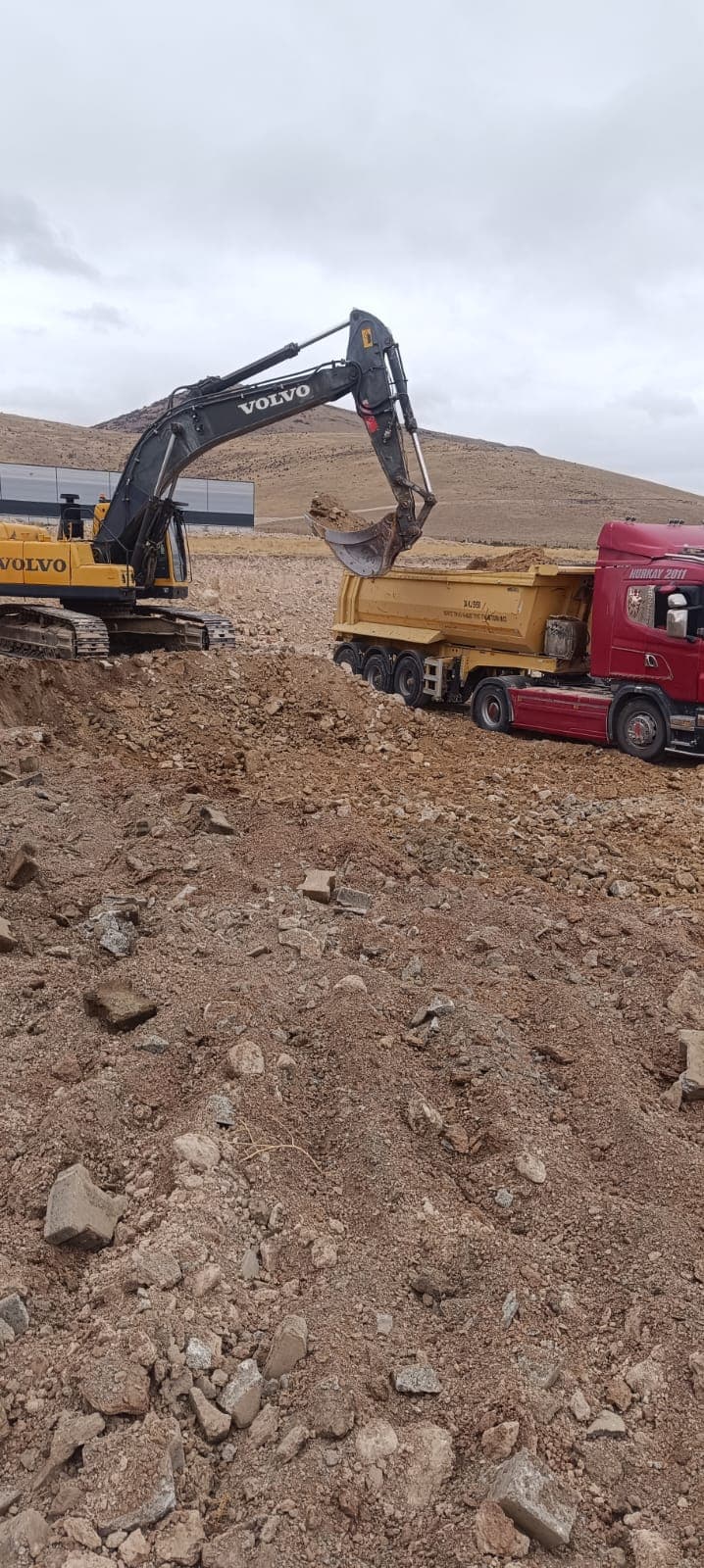 Yunus Özkan İnşaat - Profesyonel Ekip